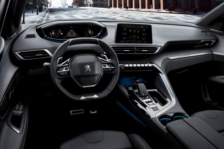 Торпедо Peugeot 5008 GT 2016 года  (WW) (фото 6 из 27)
